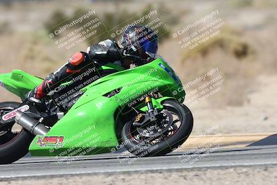 media/Oct-05-2025-CVMA (Sun) [[beeef4f201]]/Race 5-Amateur Supersport Open (Holeshot)/